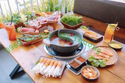 Kệ Gỗ 5 Tầng - Quán BBQ Lẩu Nướng